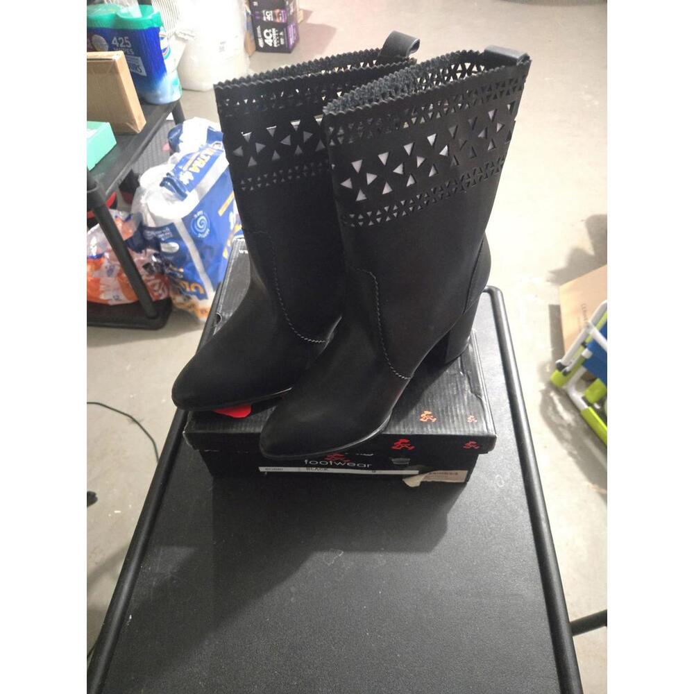 Nomad Footwear Bobbi Black Laser Cut Heeled Ankle Boots Size 9